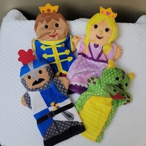 Royal Puppet Set for Kids - Melissa & Doug